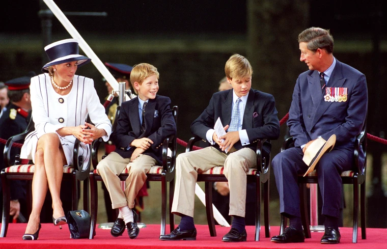  King Charles III with Diana and kids.